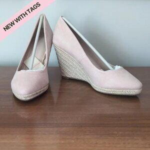 Monsoon Espadrille Wedges NWT Size US 7 Kate Middleton Light Beige